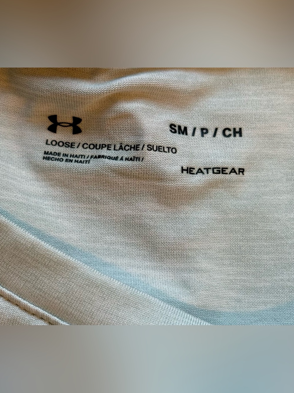 Under Armour Heatgear Loose Long-Sleeve Crewneck Light Blue Top Women’s Small - Picture 3 of 6